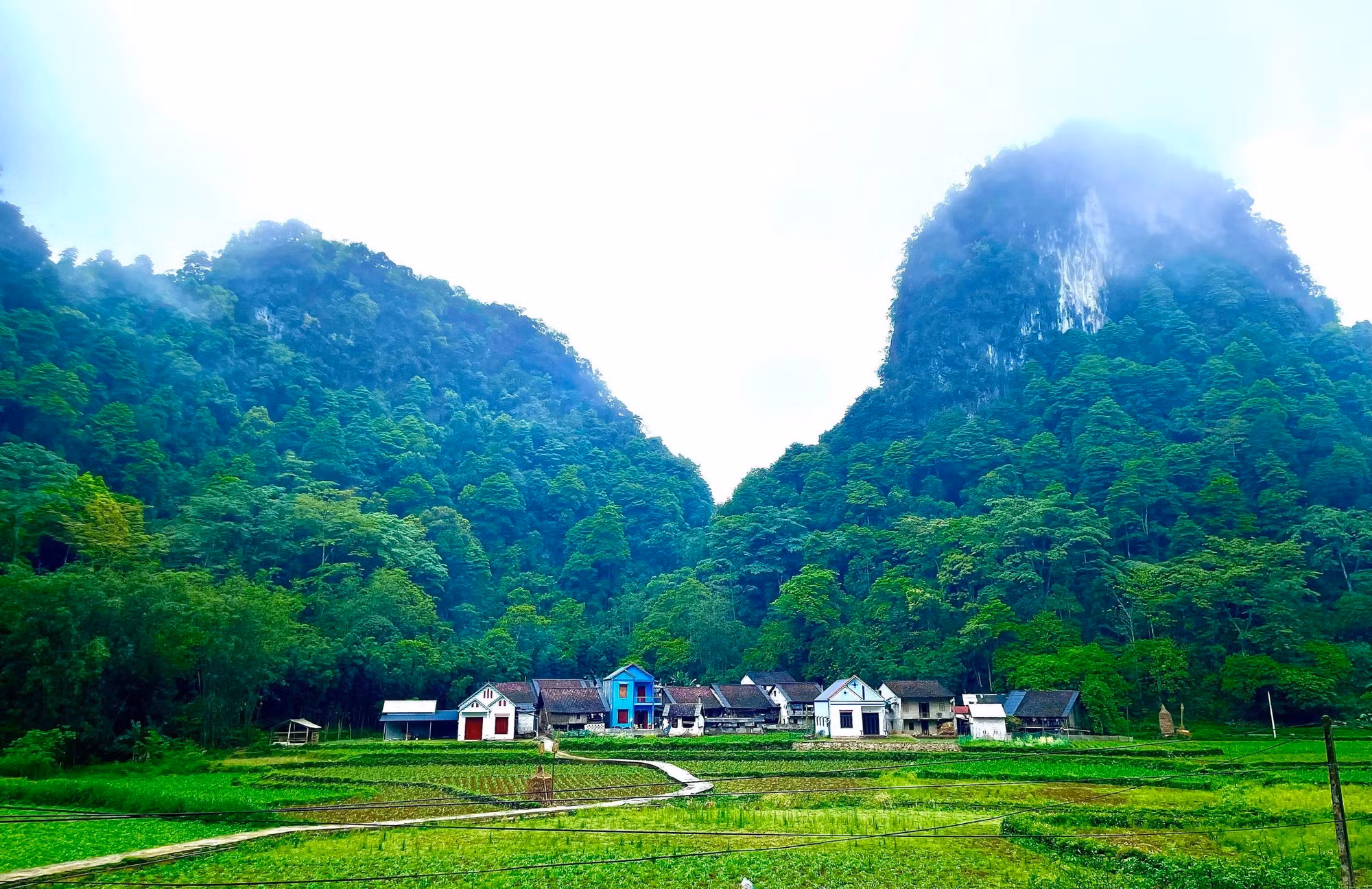 0205-cong-vien-non-nuoc-cao-bang-2.jpg