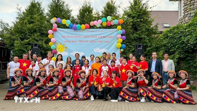 Sôi nổi phong trào tôn vinh tiếng Việt tại Belarus