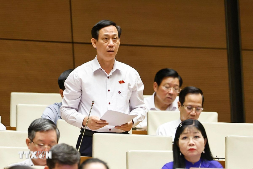 Đại biểu Quốc hội tỉnh Thanh Hoá Mai Văn Hải phát biểu. (Ảnh: Doãn Tấn/TTXVN)