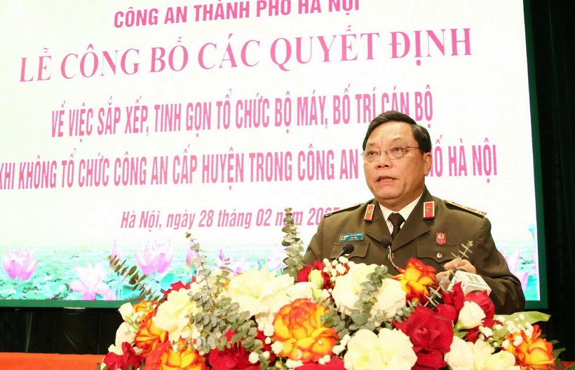 Trung tướng Nguyễn Hải Trung, Giám đốc Công an thành phố Hà Nội, phát biểu tại hội nghị. (Ảnh: TTXVN phát)