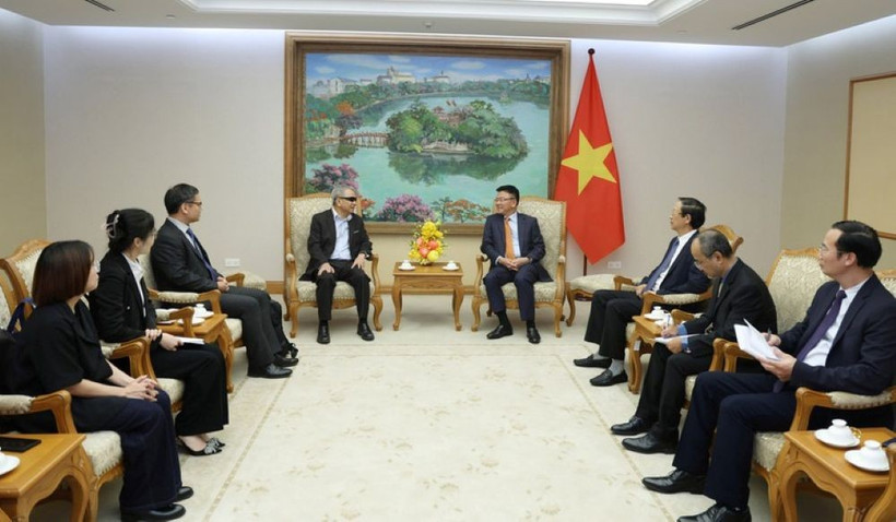 Phó Thủ tướng Lê Thành Long tiếp Giám đốc điều hành The Vietnam Foundation.