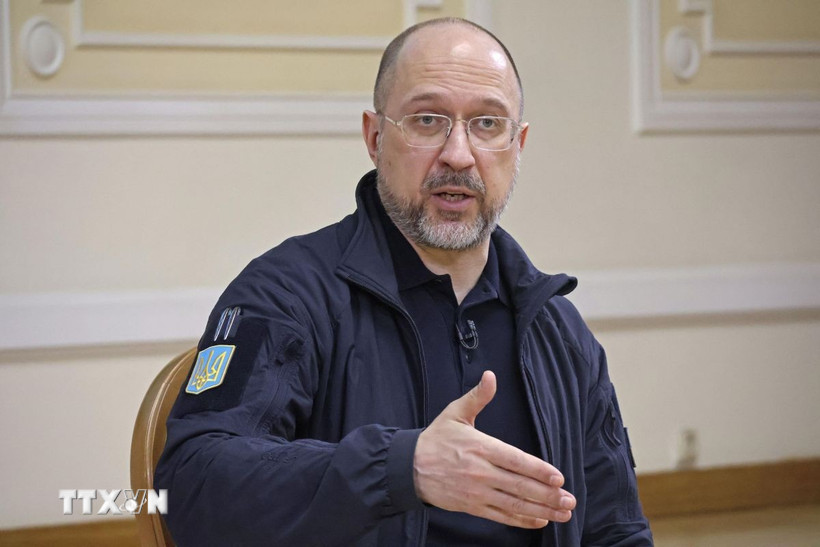 Thủ tướng Ukraine Denis Shmygal phát biểu trong một cuộc họp báo ở Kiev. (Ảnh: Kyodo/TTXVN)
