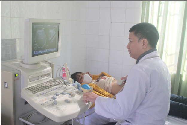 Phòng khám Đa khoa khu vực Đạo Trù đầu tư máy móc thiết bị hiện đại phục vụ công tác khám chữa bệnh cho nhân dân. (Ảnh: Nguyễn Thảo/Vietnam+)