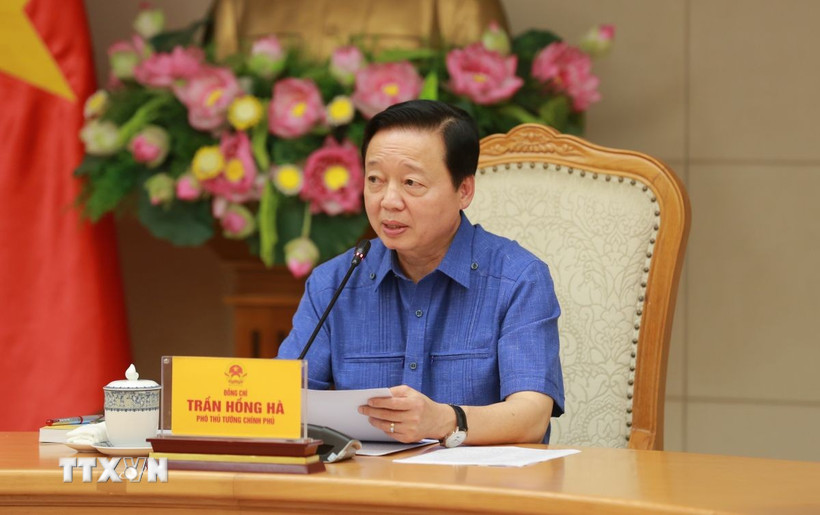 Phó Thủ tướng Trần Hồng Hà phát biểu tại cuộc họp. (Ảnh: Diệp Trương/TTXVN)