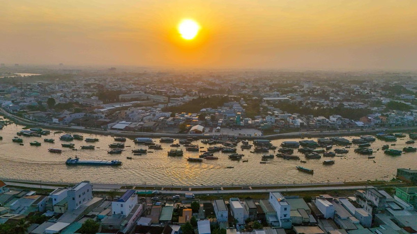 Cầu Cần Thơ bắc qua sông Hậu, nối thành phố Cần Thơ và tỉnh Vĩnh Long. (Ảnh: Thanh Liêm/TTXVN)