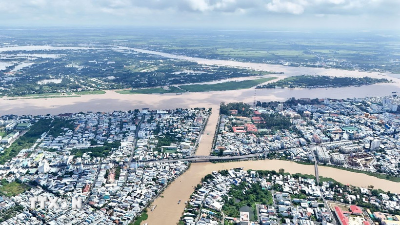 Phường Long Xuyên trung tâm đô thị, thương mại, dịch vụ của tỉnh An Giang. (Ảnh: Thanh Sang/TTXVN) 