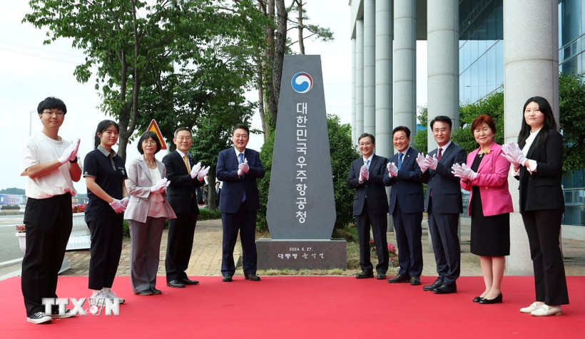 Lễ khai trương Cục hàng không vũ trụ Hàn Quốc (KASA), ở Sacheon. (Ảnh: Yonhap/TTXVN)