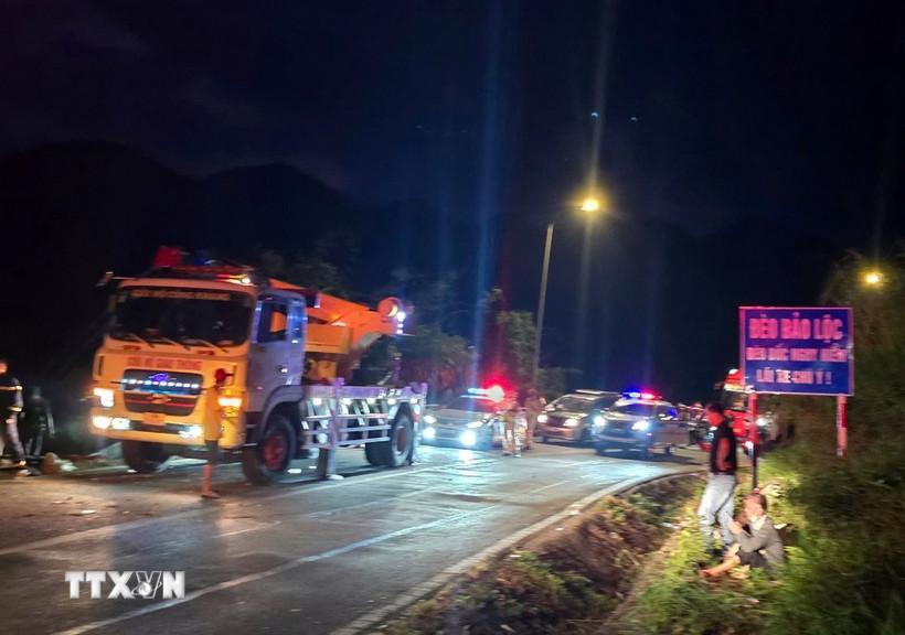 Đèo Bảo lộc-nơi xảy ra vụ tai nạn. (Ảnh TTXVN phát)