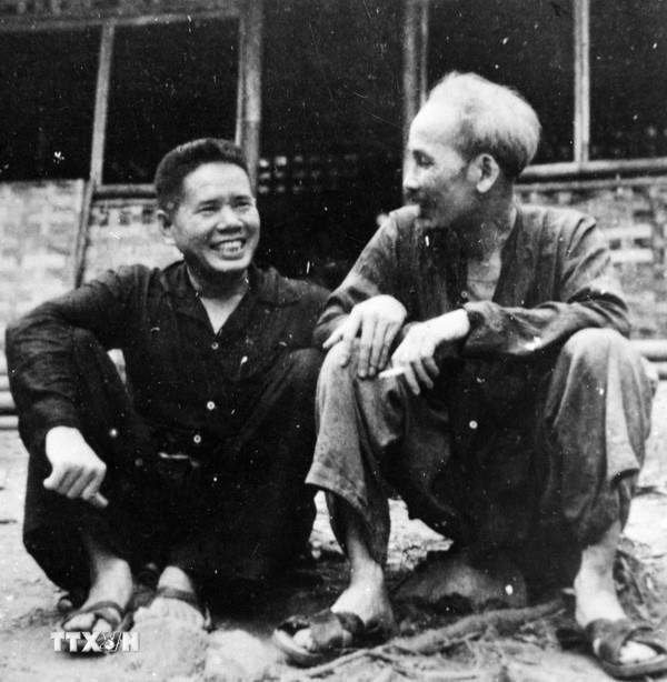 Chủ tịch Hồ Chí Minh năm 1954. (Ảnh: TTXVN)