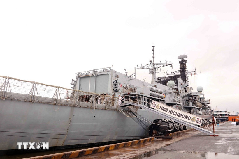 Tàu Hải quân Anh thăm TP Hồ Chí Minh nhằm tăng cường hợp tác
