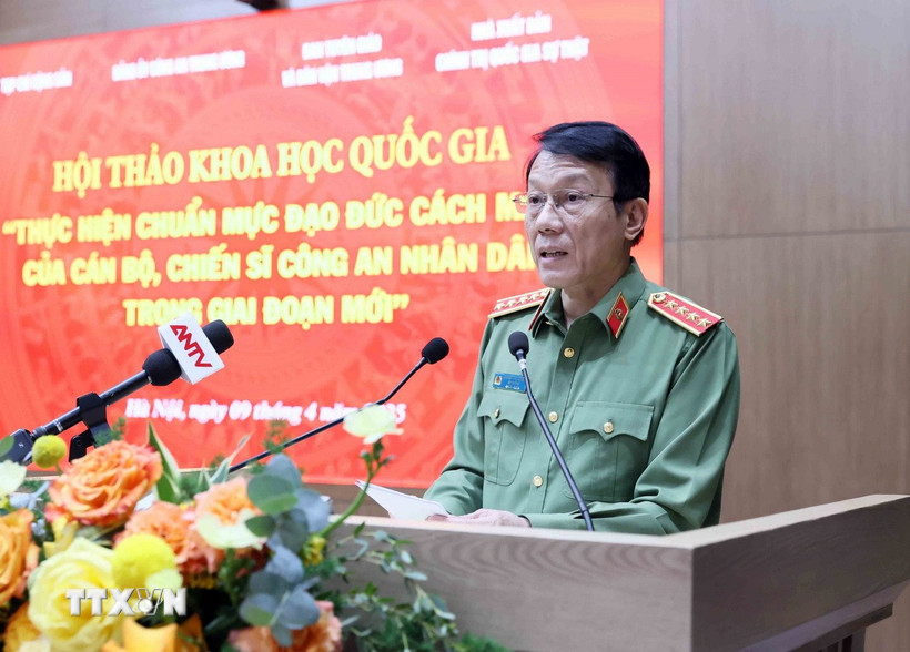 Đại tướng Lương Tam Quang, Ủy viên Bộ Chính trị, Bí thư Đảng ủy Công an Trung ương, Bộ trưởng Bộ Công an phát biểu. (Ảnh: An Đăng/TTXVN)