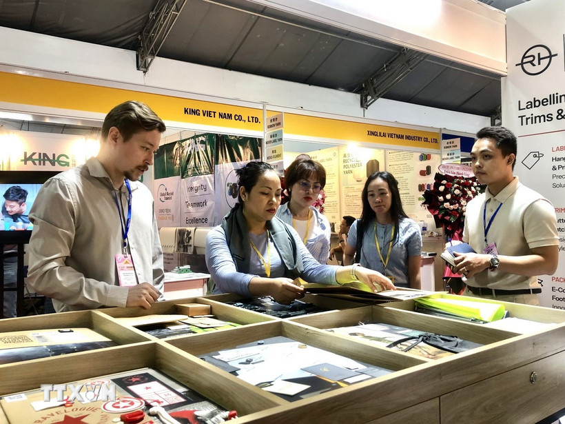 Thành phố Hồ Chí Minh khai mạc Triển lãm quốc tế ngành công nghiệp dệt và may-thiết bị, nguyên phụ liệu và vải 2025. (Ảnh: Mỹ Phương/TTXVN)