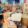 Lực lượng chức năng của Hà Nội kiểm tra, kiểm soát thị trường. (Ảnh: PV/Vietnam+)