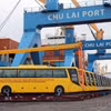 Lễ xuất khẩu xe Bus thương hiệu Việt của THACO Trường Hải sang Philippines (Quảng Nam, 2019). (Ảnh: Trần Tĩnh/TTXVN)