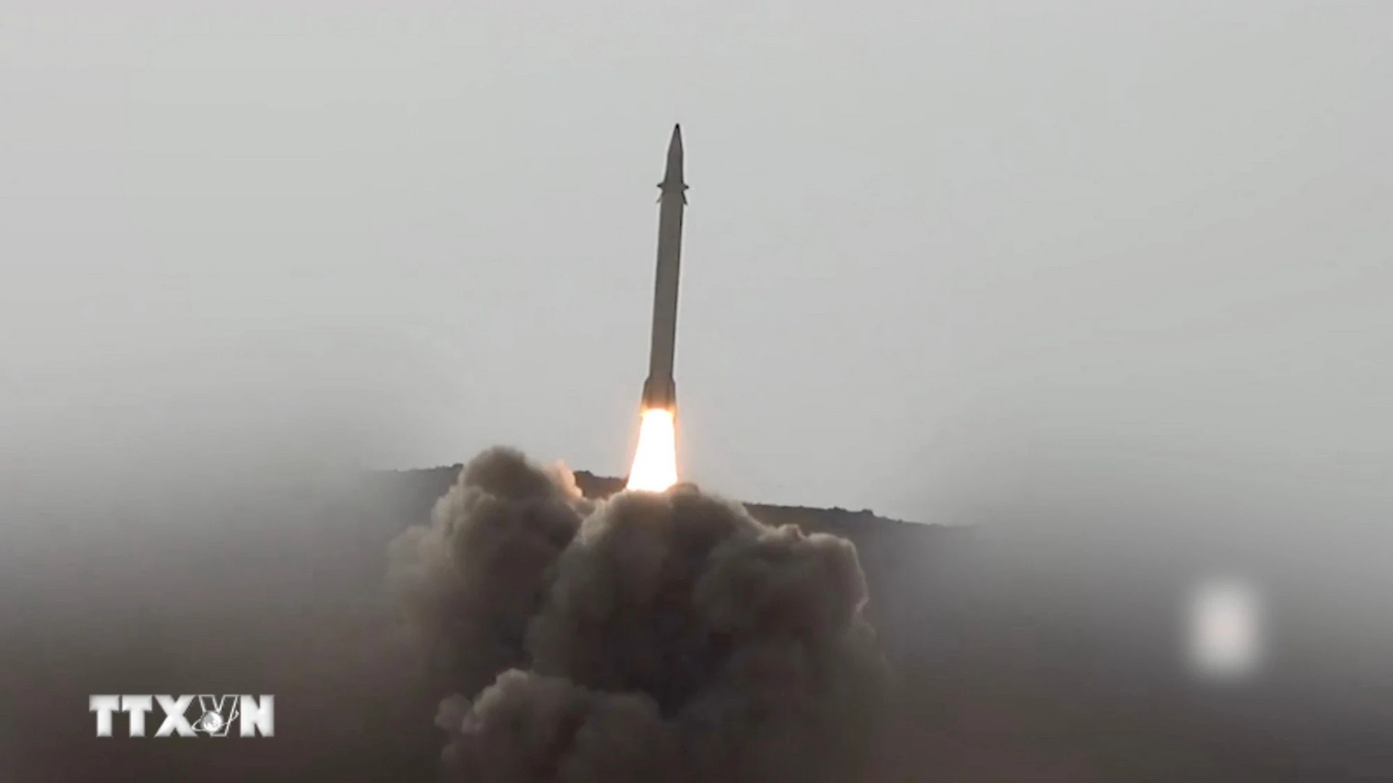 Lực lượng Houthi Yemen tấn công Israel, xung đột Trung Đông leo thang nguy hiểm