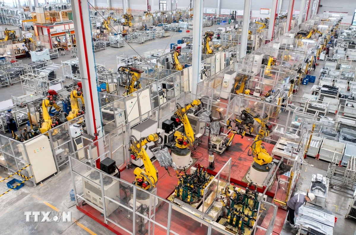 Diễn đàn châu Á: Dự báo kinh tế châu Á tăng 4,5% năm 2026, Việt Nam nổi bật