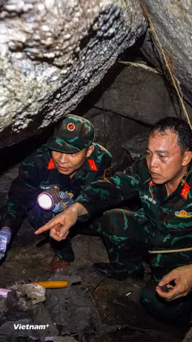 Ngày đêm đánh thức lịch sử bi tráng Hang Đá Sập: Mệnh lệnh thiêng liêng trước mùa mưa bão