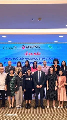 Ra mắt Mạng lưới Nữ Khoa học trong các lĩnh vực khoa học, công nghệ, kỹ thuật và toán học (STEM) vì Khí hậu, Phát triển Cộng đồng và Bình đẳng Giới (ViWISTEM4C). (Ảnh: Thanh Phong/Vietnam+)