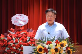 Thứ trưởng Bộ Y tế Đỗ Xuân Tuyên phát biểu tại buổi lễ. (Ảnh: PV/Vietnam+)