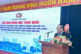 Phó giáo sư Đậu Xuân Cảnh - Chủ tịch Hội Đông Y Việt Nam phát biểu tại Hội nghị. (Ảnh: PV/Vietnam+)