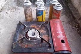 Bình gas mini cũ hỏng tiềm ẩn nhiều nguy cơ gây cháy nổ.