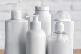 Yêu cầu thu hồi, tiêu huỷ 2 lô dầu gội đầu trị chấy có thuốc diệt côn trùng