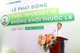 Thứ trưởng Bộ Y tế Trần Văn Thuấn phát biểu tại buổi lễ. (Ảnh: PV/Vietnam+)