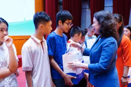 Phó Chủ tịch nước Võ Thị Ánh Xuân tham dự Lễ phát động Tháng hành động vì trẻ em năm 2026. (Ảnh: PV/Vietnam+)