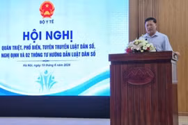 Thứ trưởng Bộ Y tế Đỗ Xuân Tuyên phát biểu tại Hội nghị. (Ảnh: PV/Vietnam+)