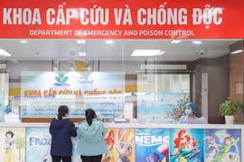 Khoa Cấp cứu và chống độc tại Bệnh viện Nhi Trung ương. (Ảnh: PV/Vietnam+)