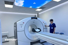 Nhiều bệnh viện đầu tư hệ thống máy móc hiện đại để nâng cao chất lượng công tác khám chữa bệnh. (Ảnh: T.G/Vietnam+)