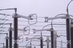 Khoảnh khắc 3 nước Baltic ngắt kết nối lưới điện với Nga