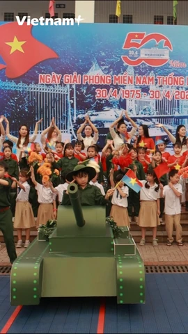 'Chiến sỹ nhí' tái hiện lại những khoảnh khắc hào hùng lịch sử