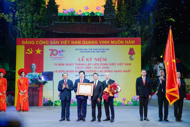 vna-potal-ky-niem-70-nam-ngay-thanh-lap-lien-doan-xiec-viet-nam-8534123.jpg