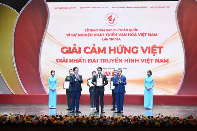 En höjdpunkt under den tredje säsongen är introduktionen av specialkategorin ”Vietnamesisk inspiration”. (Foto: Tran Huan/Vietnam+) z7196862352115-b57612407dac13a33143cd86fa4c9345.jpg