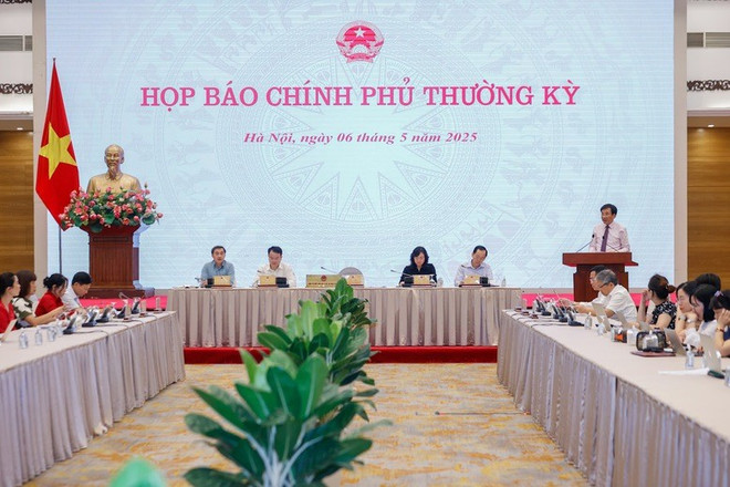 Quang cảnh buổi họp báo. (Ảnh: VGP) hopbao.jpg