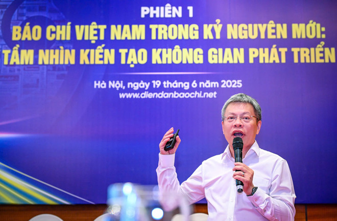 Le Media Group의 Le Quoc Vinh 회장. (사진: 탄닷) baochi2.jpg
