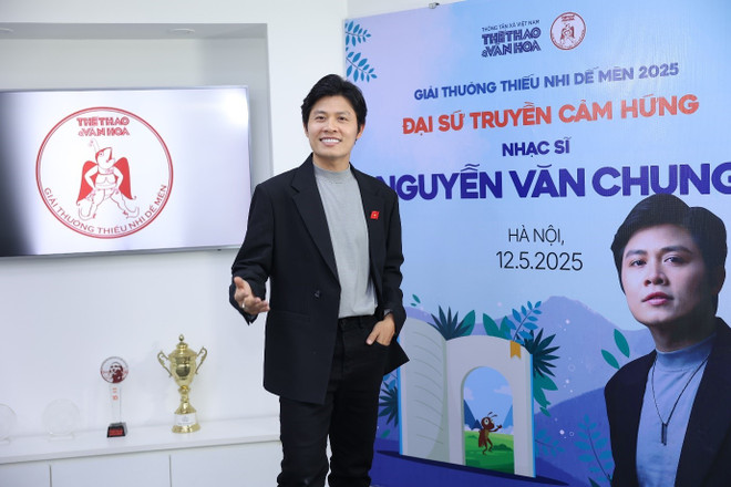 Nhạc sỹ Nguyễn Văn Chung mong muốn lan tỏa tinh thần sáng tạo dành cho trẻ em. (Ảnh: PV/Vietnam+) chung.jpg