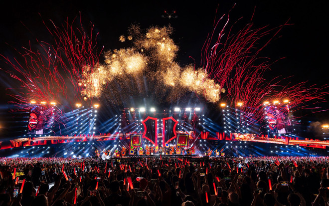 Y-Concert នឹងក្លាយជាការផ្ទុះនៃសម្លេង ពន្លឺ និងឥទ្ធិពលនៃការសម្តែង។ (រូបថត៖ CTV/Vietnam+) anh-trai-vuot-ngan-chong-gai.jpg