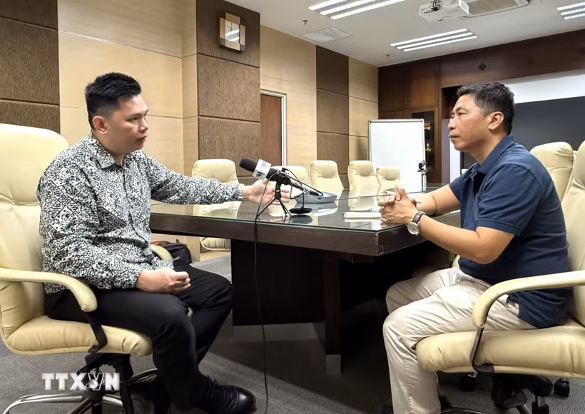 Nhà phân tích đối ngoại, an ninh và chiến lược thuộc Trường Đại học Malaya (Malaysia) Collins Chong Yew Keat trả lời phỏng vấn TTXVN tại Kuala Lumpur. (Ảnh: Thanh Bình/TTXVN)