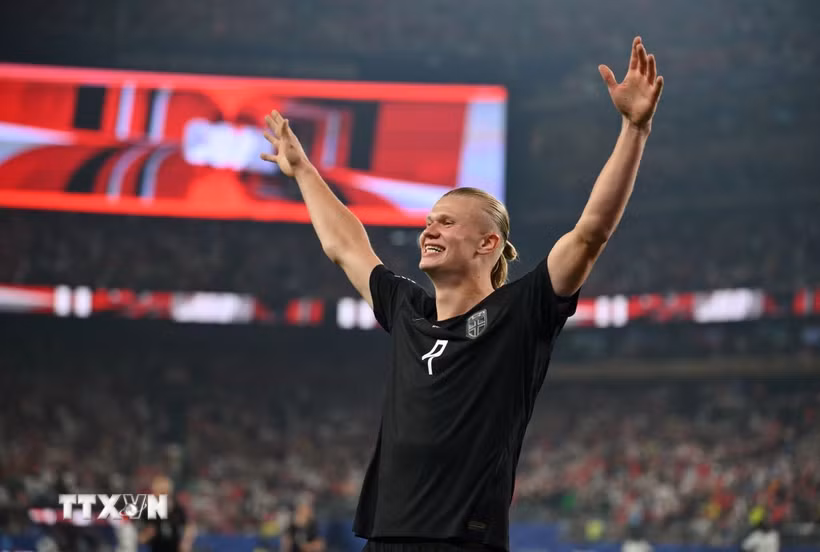Haaland tỏa sáng đưa Na Uy sớm vào vòng knock-out World Cup 2026. (Ảnh: AFP/TTXVN)