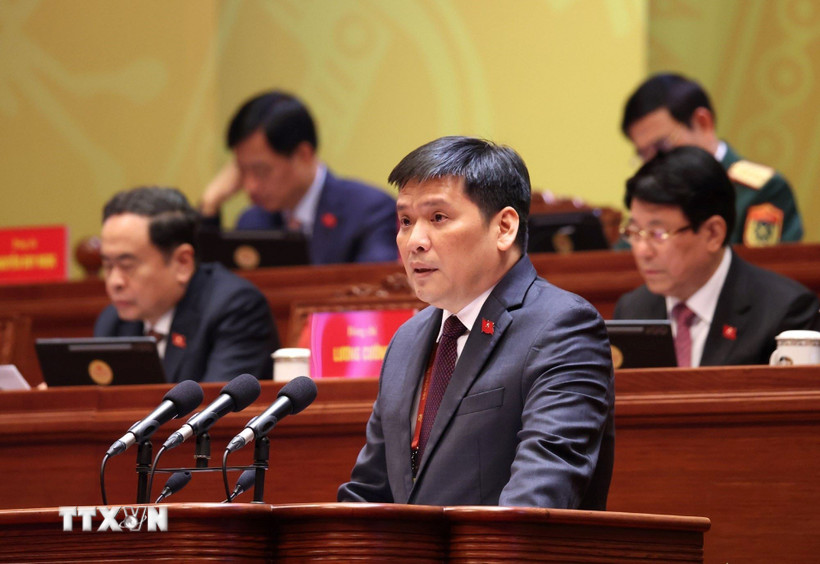 Đồng chí Nguyễn Thanh Bình, Phó Trưởng Ban Tổ chức Trung ương, tham luận về vấn đề “Xây dựng, hoàn thiện tổ chức bộ máy của hệ thống chính trị đáp ứng yêu cầu phát triển đất nước trong kỷ nguyên mới.” (Ảnh: TTXVN)