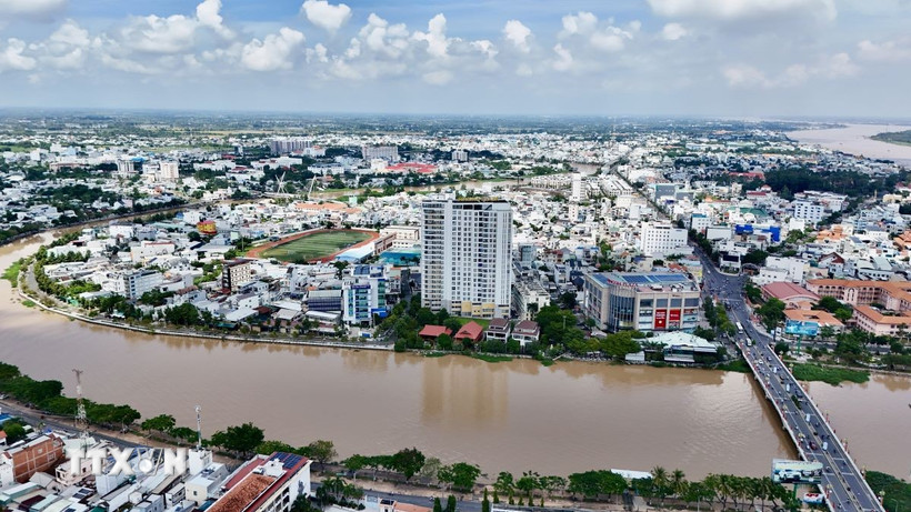 Phường Long Xuyên được định hướng trở thành trung tâm kinh tế-dịch vụ hiện đại của tỉnh An Giang. (Ảnh: Thanh Sang/TTXVN)