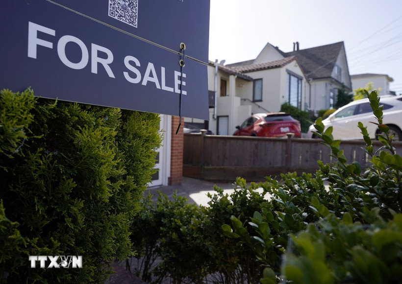 Một ngôi nhà được rao bán tại California, Mỹ. (Ảnh: THX/TTXVN)