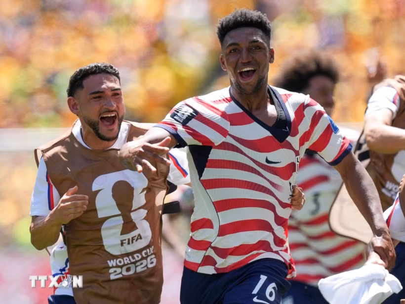 Tuyển Mỹ liệu có tiếp bước Canada và Mexico để ghi tên vào vòng 1/8 World Cup 2026? (Ảnh: THX/TTXVN)