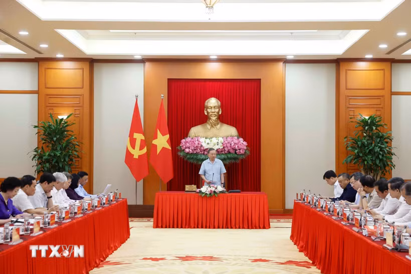 Chiều 2/6/2026, tại trụ sở Trung ương Đảng, Tổng Bí thư, Chủ tịch nước Tô Lâm, Trưởng Ban chỉ đạo Trung ương về sơ kết 1 năm vận hành mô hình tổ chức tổng thể của hệ thống chính trị và mô hình chính quyền 3 cấp, chủ trì cuộc họp của Ban Chỉ đạo. (Ảnh: Thống Nhất/TTXVN)