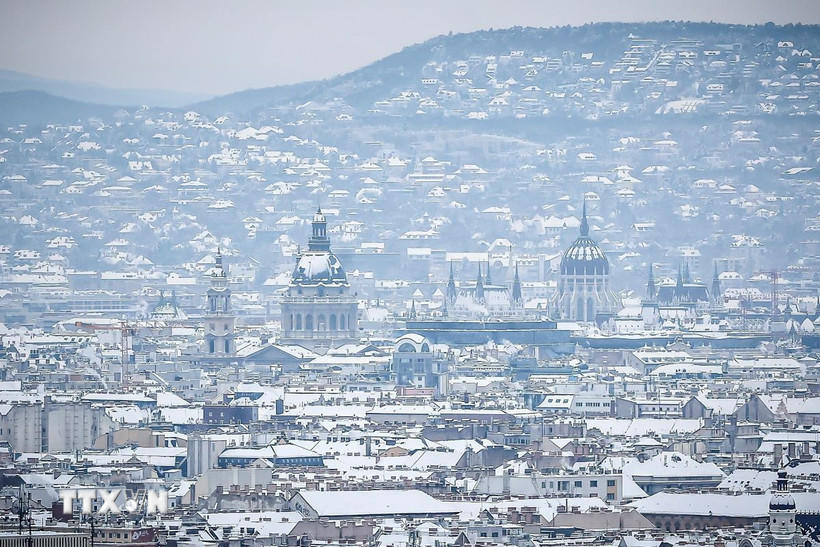 Băng tuyết gây ảnh hưởng ở châu Âu. (Ảnh: THX/TTXVN)