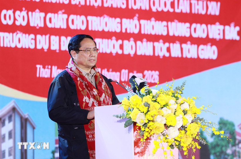 Thủ tướng Phạm Minh Chính phát biểu tại lễ khởi công Dự án đầu tư cơ sở vật chất cho trường phổ thông vùng cao Việt Bắc, Thái Nguyên. (Ảnh: Dương Giang/TTXVN)