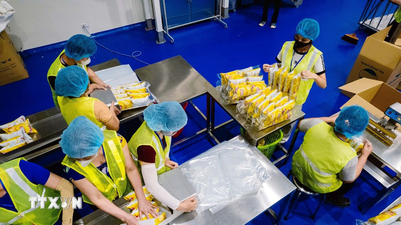 Các cơ sở sản xuất thực phẩm bảo vệ sức khỏe phải áp dụng Thực hành sản xuất tốt (GMP) thực phẩm bảo vệ sức khỏe theo hướng dẫn của Bộ Y tế. (Ảnh minh họa: Đại Nghĩa/TTXVN)