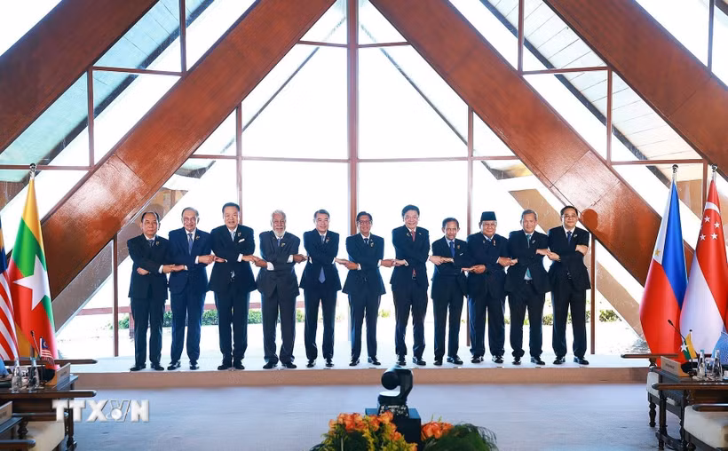 Thủ tướng Chính phủ Lê Minh Hưng và các Trưởng đoàn tham dự Phiên họp hẹp Hội nghị Cấp cao ASEAN lần thứ 48. (Ảnh: Dương Giang/TTXVN)